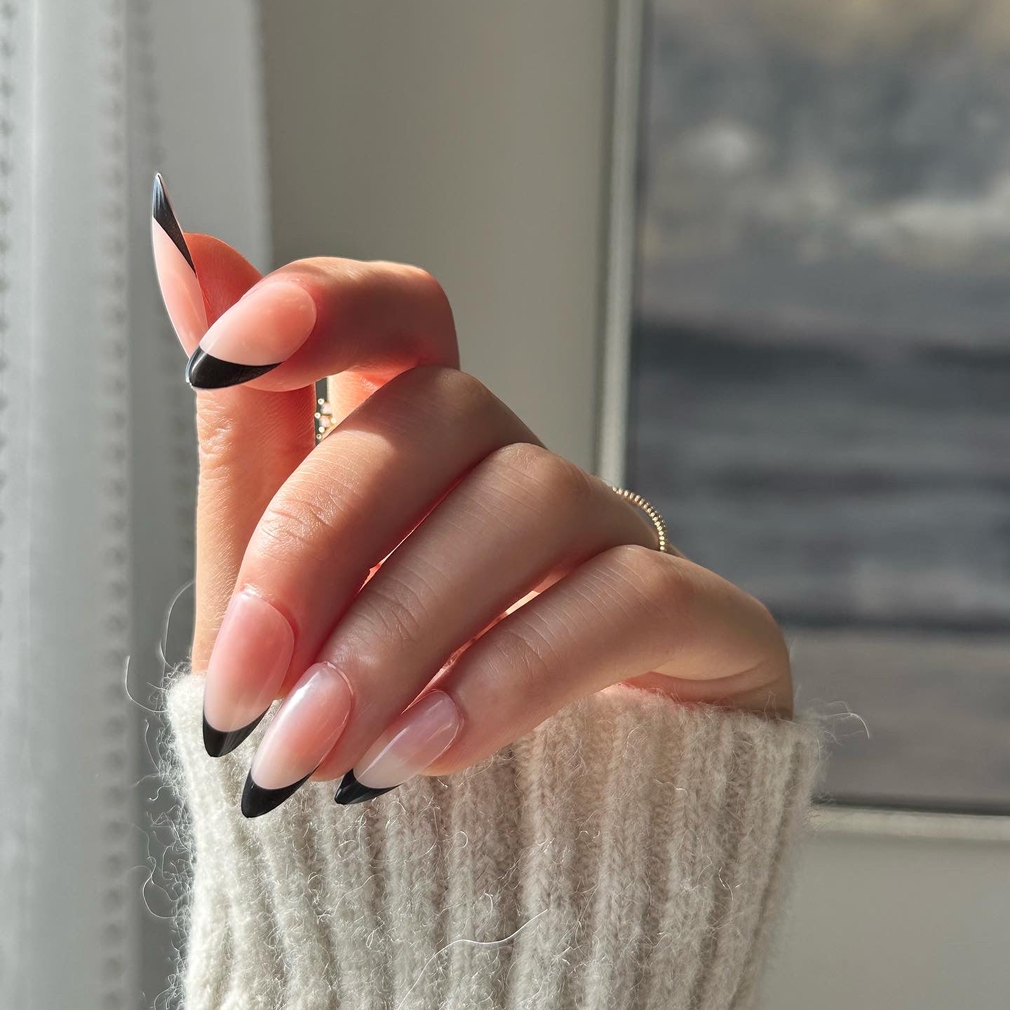 7 Black French Tip Nail Designs To Try For An Edgy Spring Manicure